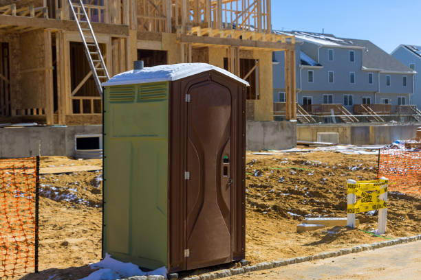 Best Portable restroom trailer rental  in Huntington, VA